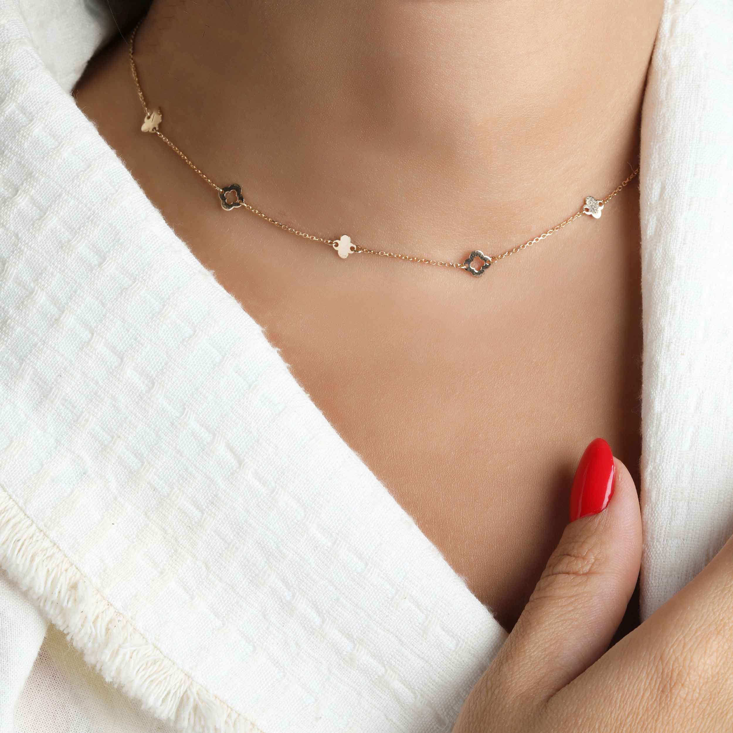 گردنبند-ونکلیف-پر-و-خالی-ظریف