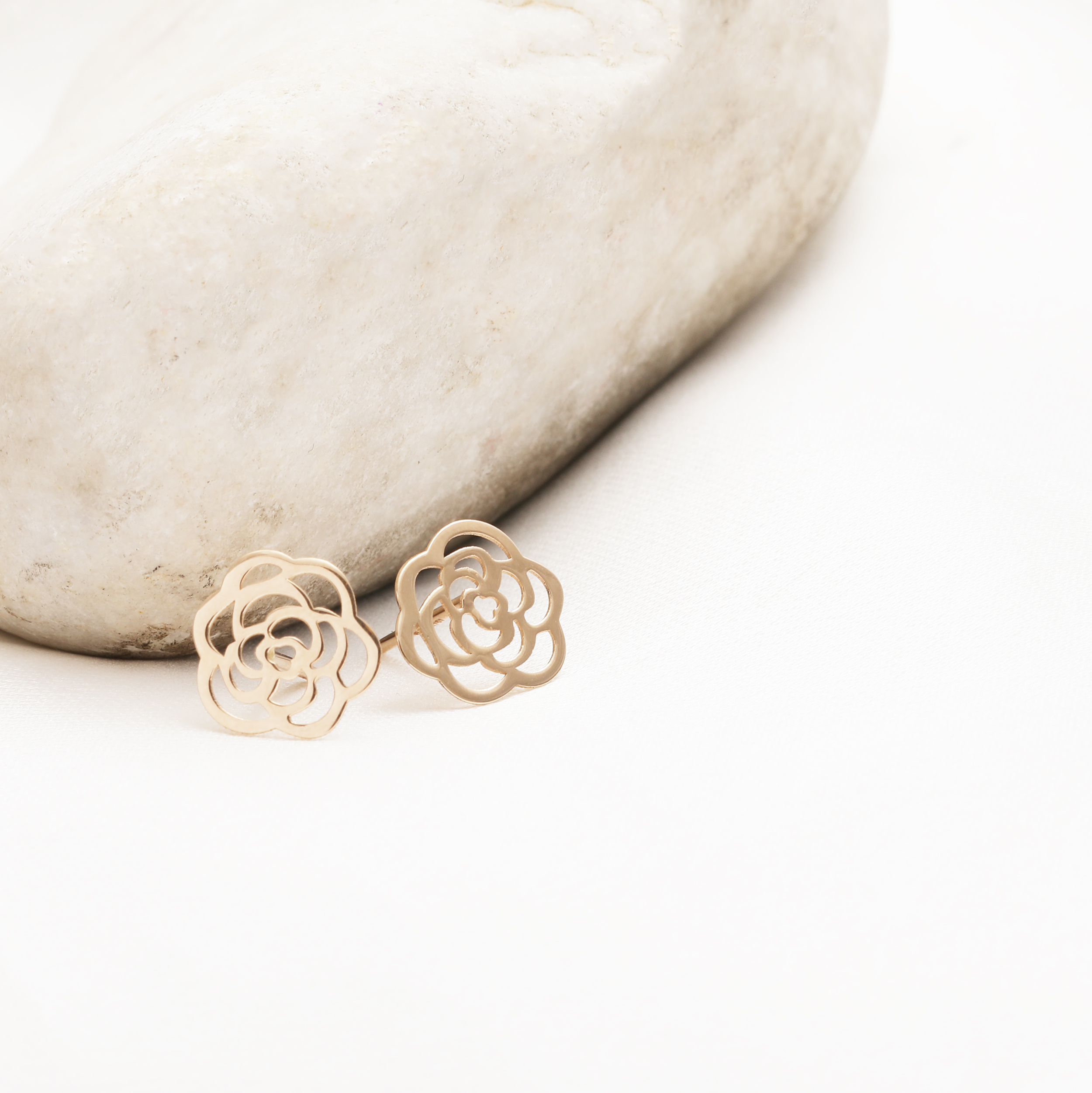 گل-شنل گوشواره گل شنل