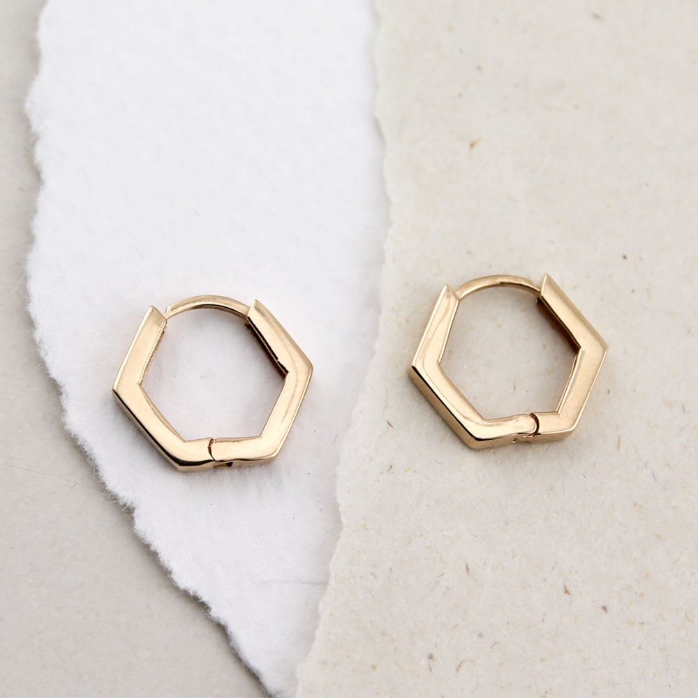 e آدرین کلیپسی-