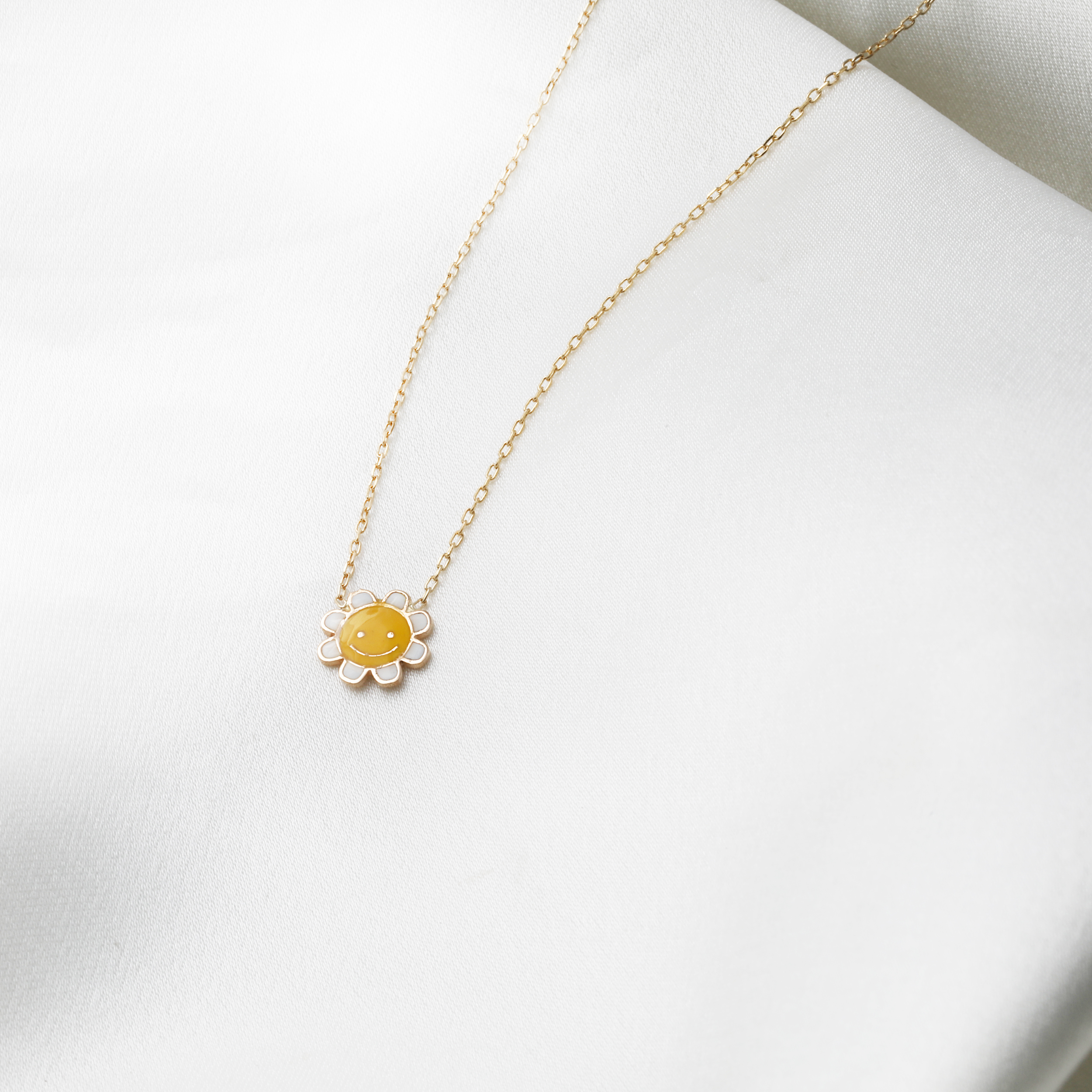 گردنبند-گل بابونه-بچه-گانه-مینایی