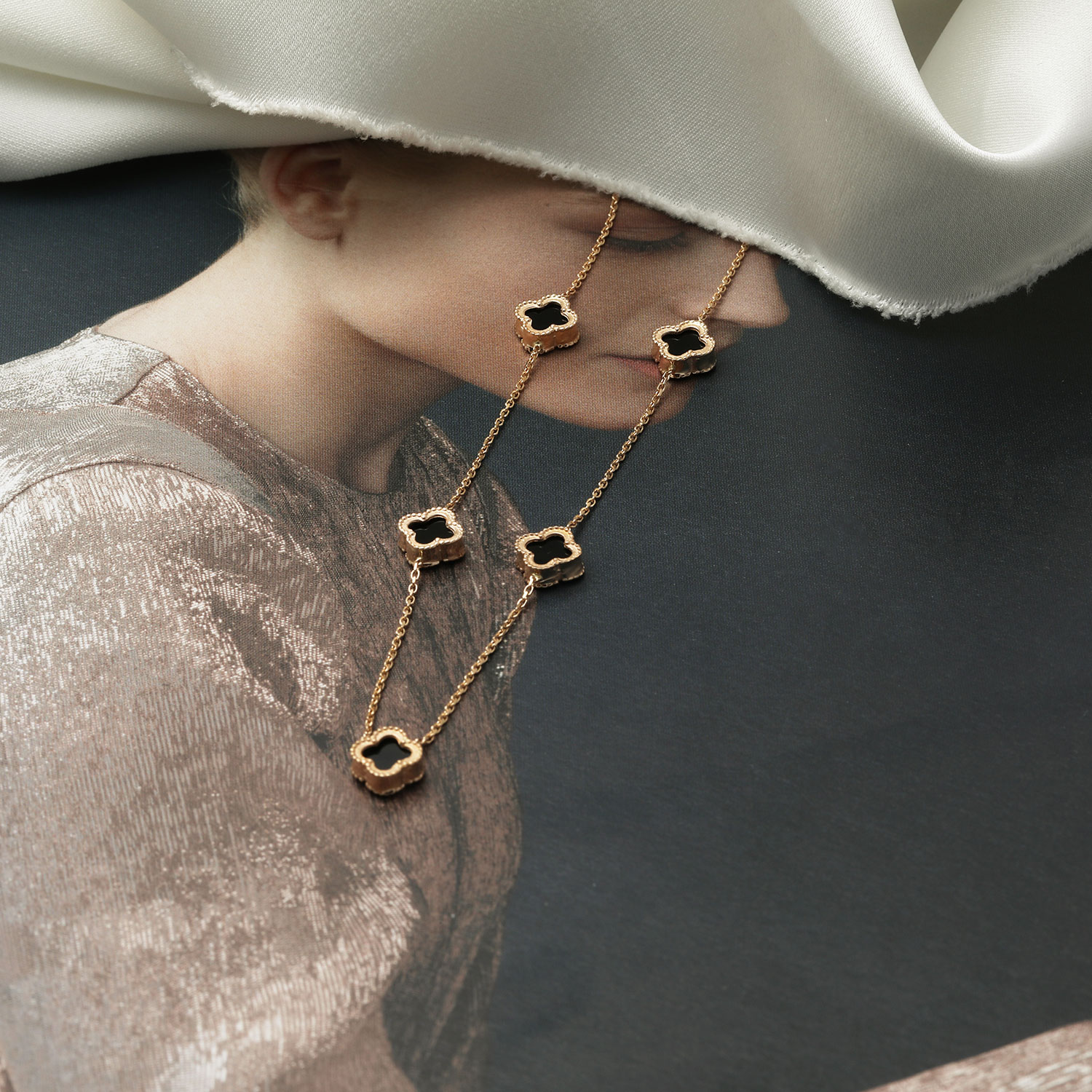 n طرح پنج ونکلیف سنگ گردنبند طرح ونکلیف سنگ پنج تایی ظریف