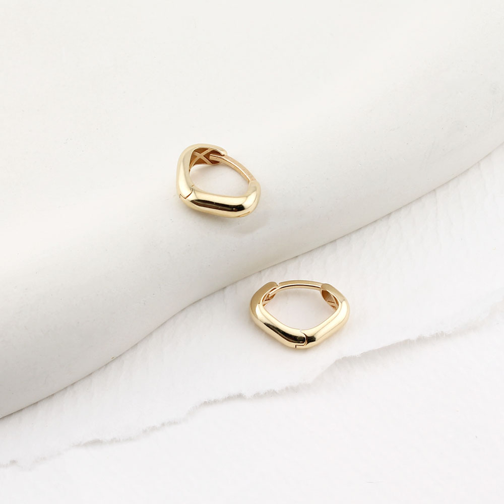 e مثلث دامله کلیپسی