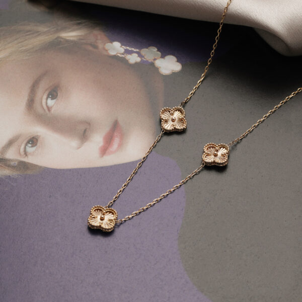 گردنبند سه ونکلیف الحمبرا الی 1