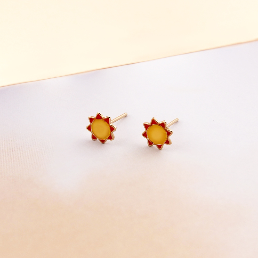 e خورشید مینایی