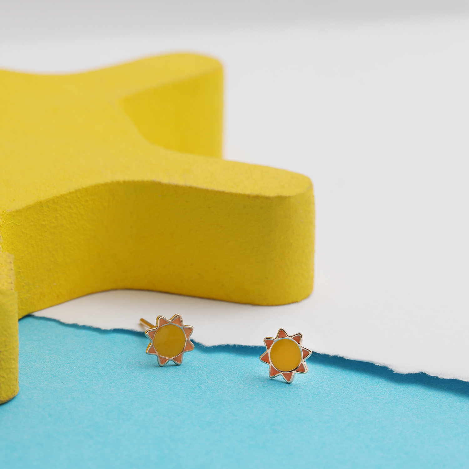 خورشید-مینایی