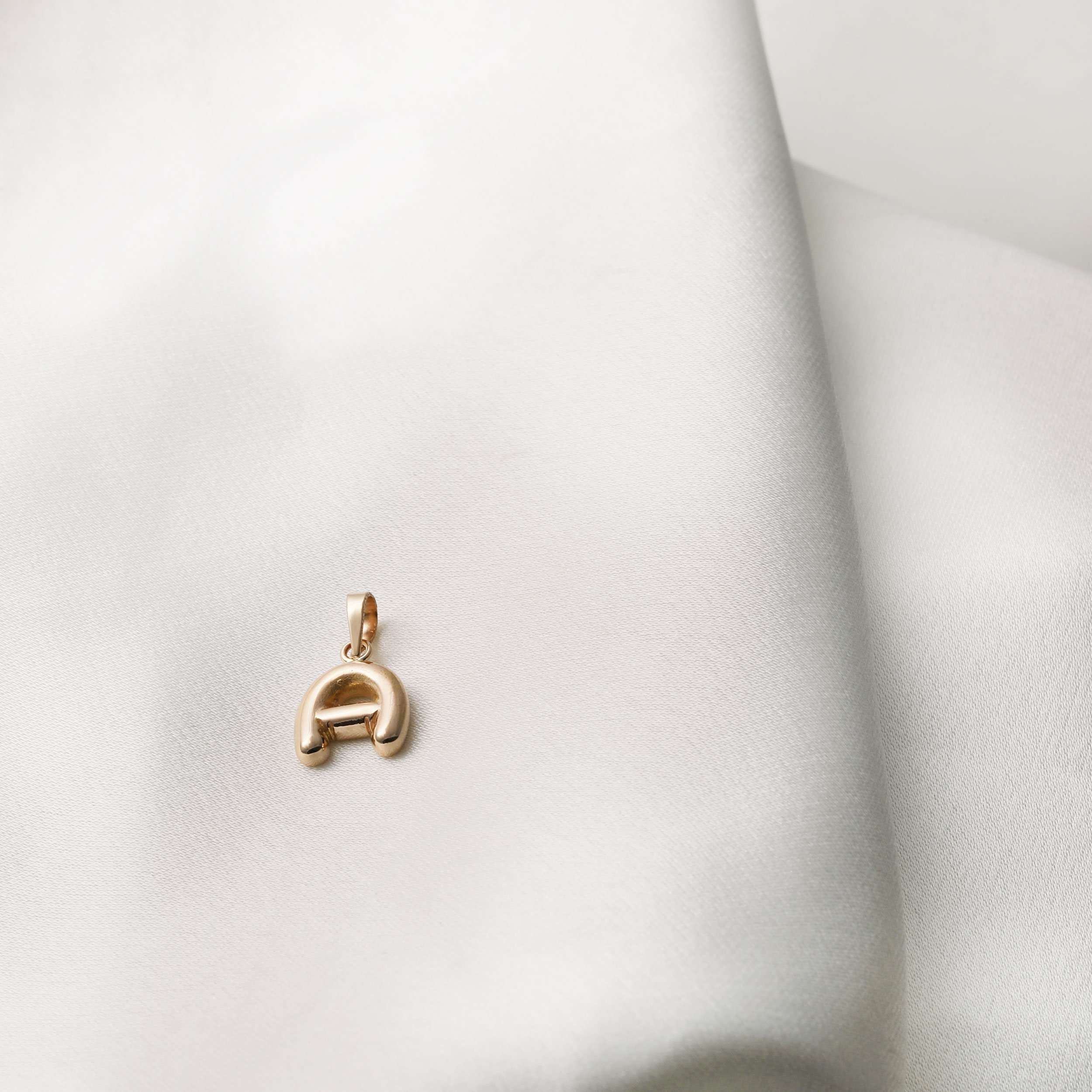 آویزAبادکنکی