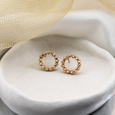 گوشواره مناسب روزمره- تناسب با فرم صورت