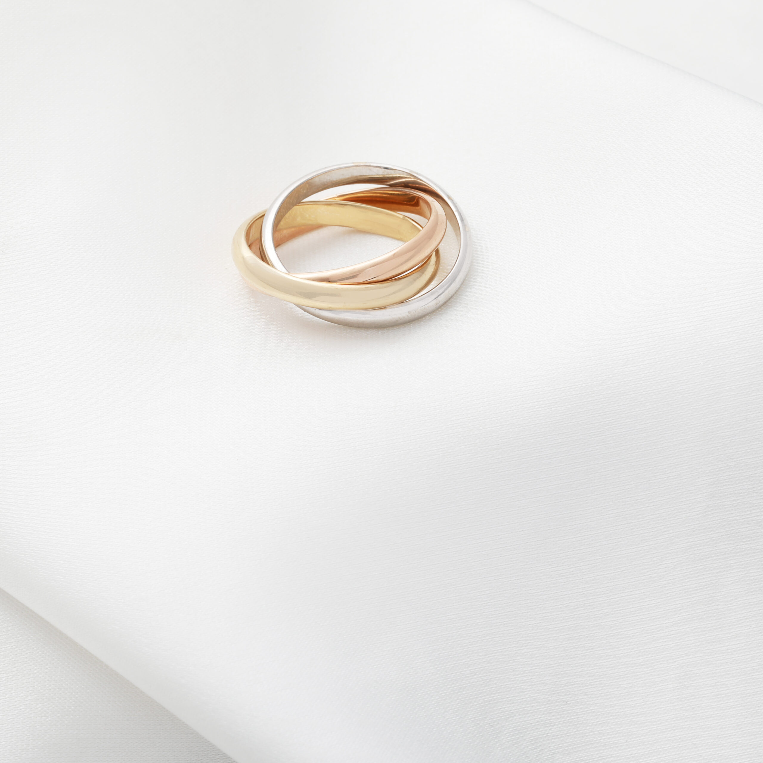 ا-سه-حلقه-کارتیه-سه-رنگ