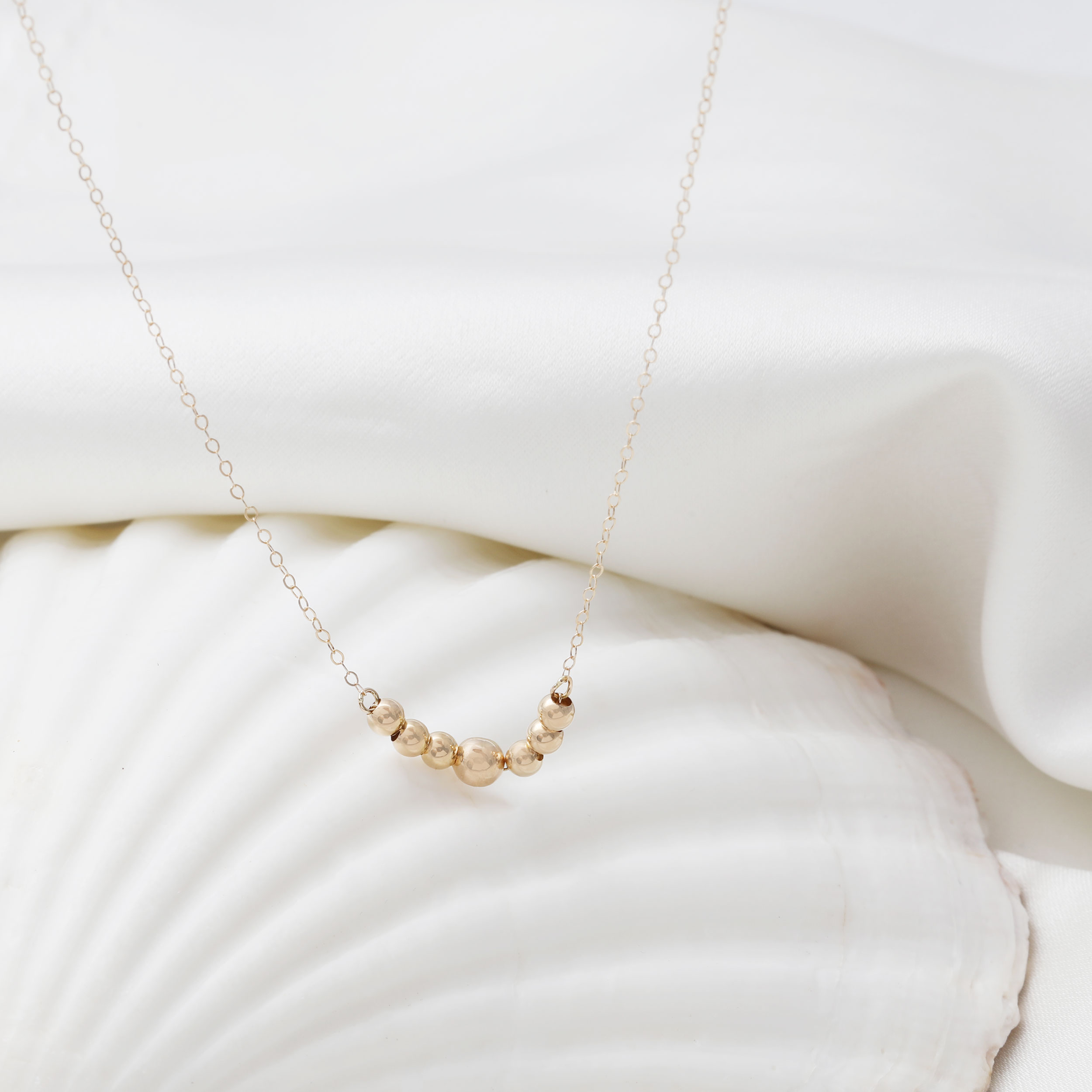 تک-گوی-و-سه-گوی-ظریف گردنبند تک گوی و سه گوی ظریف