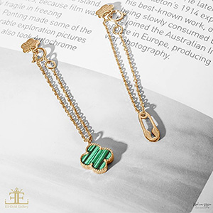 آویز ساعت طلا