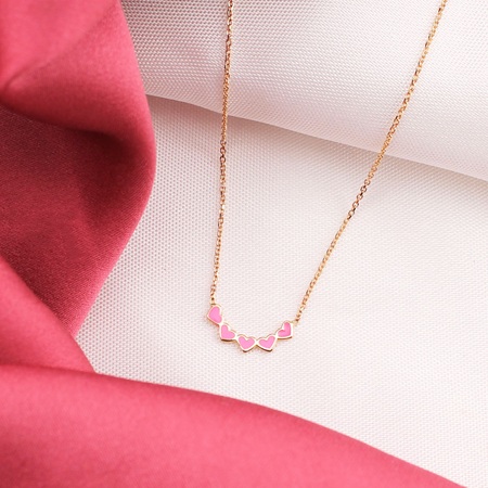 گردنبند مناسب برای دختر نوجوان- نکات مهم در انتخاب